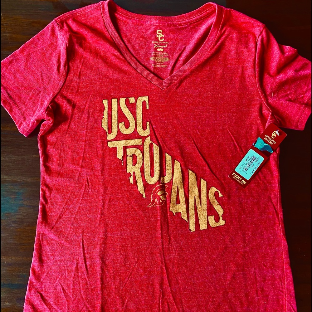 USC women’s T-shirt in red with gold graphics.